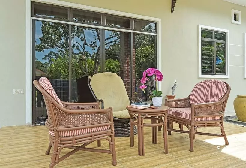 ホテル Tok Babah Village Homestay