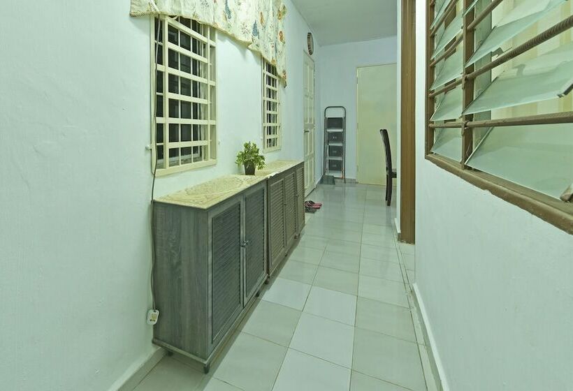 فندق Tok Babah Village Homestay