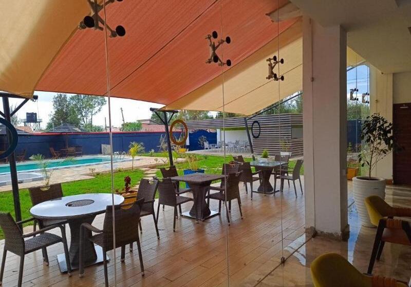 The Warwick Hotel, Nanyuki