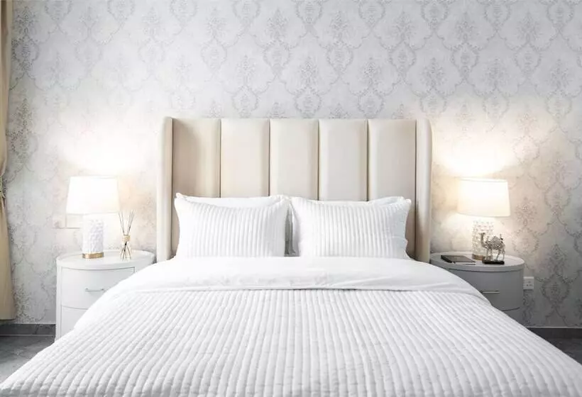 Majatalo Academia Land Jbr