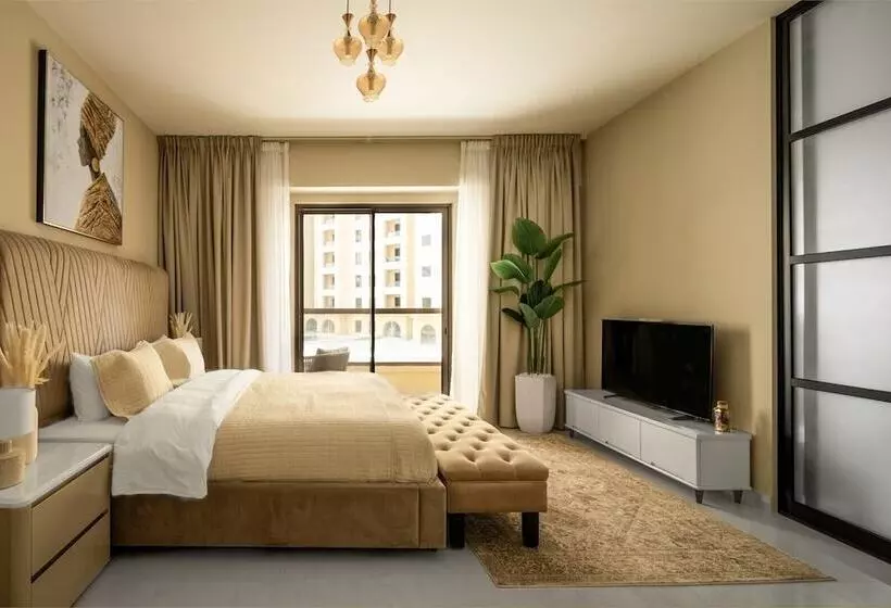 Majatalo Academia Land Jbr