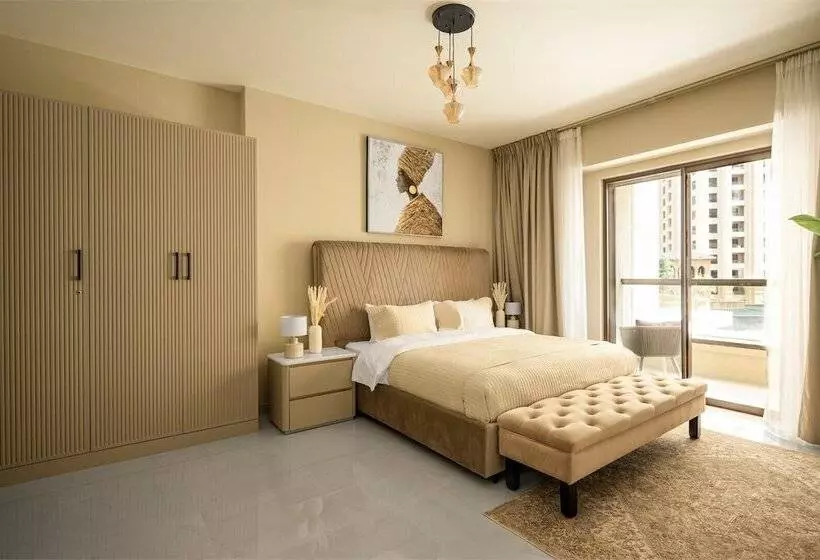 Majatalo Academia Land Jbr