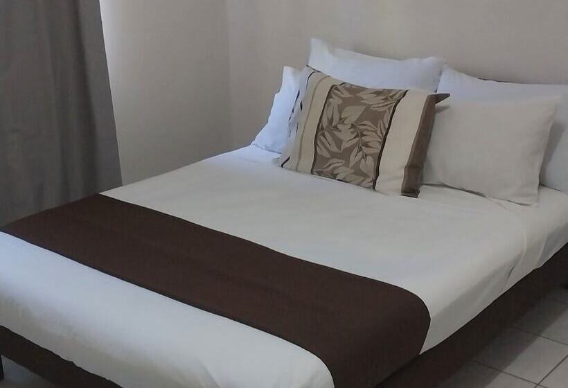 פנסיון Ben S Fiji Private Accommodation Gateway Escape