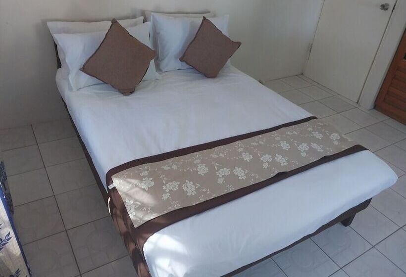 פנסיון Ben S Fiji Private Accommodation Gateway Escape