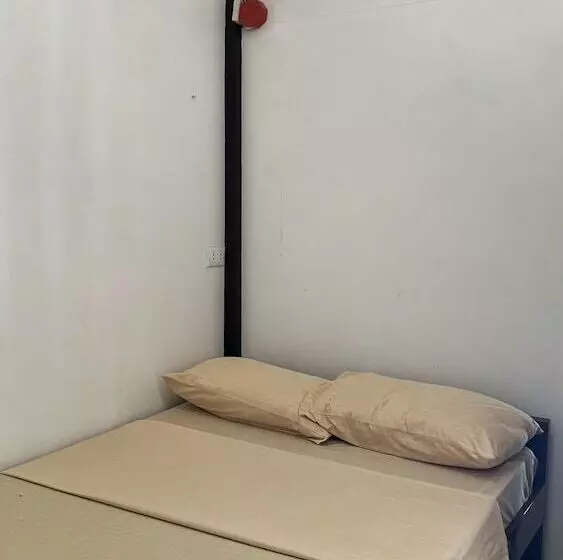 استراحتگاه Banlaw Pool & Garden