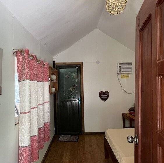 Lomakeskus Banlaw Pool & Garden