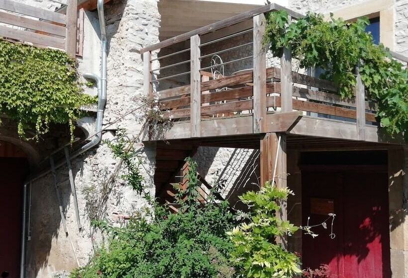 Bed and Breakfast Au Pied Du Figuier