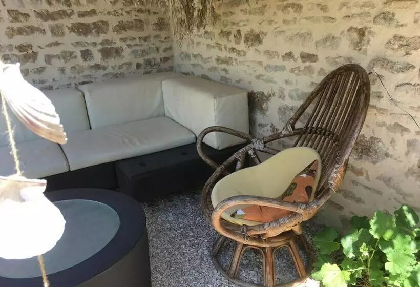 ベッドアンドブレックファースト Chambre D Hôtes Au Cheval Bleu