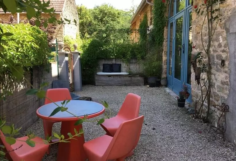 ベッドアンドブレックファースト Chambre D Hôtes Au Cheval Bleu