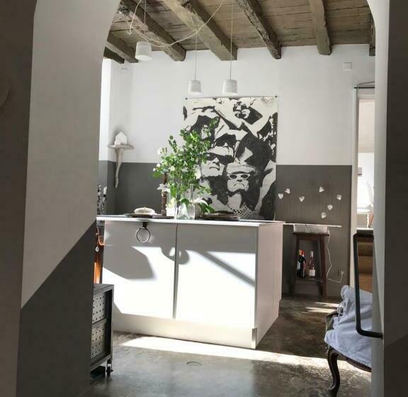 Bed and Breakfast La Maison Sur La Place