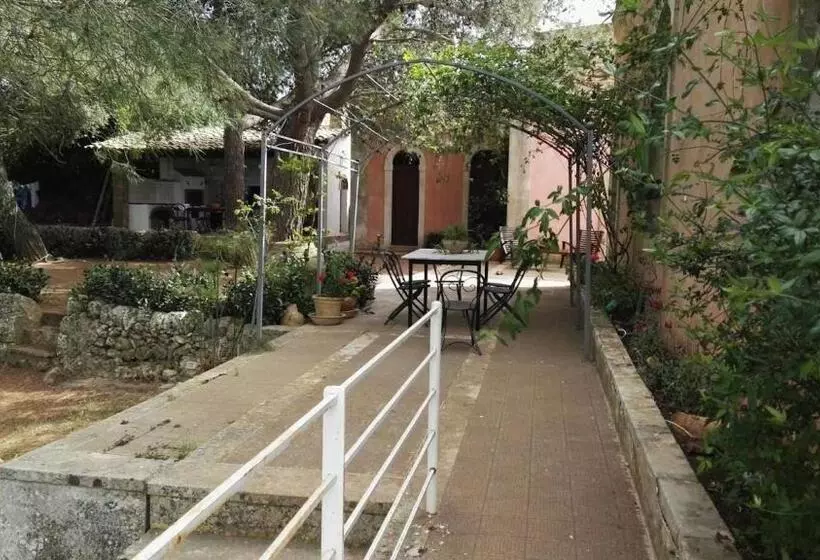 تختخواب و صبحانه Villa Maria Affittacamere