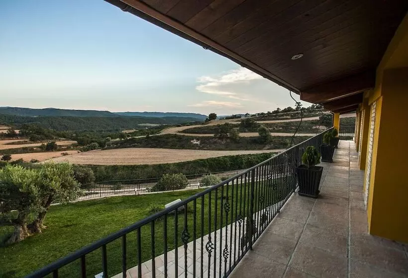Casa Tapioles