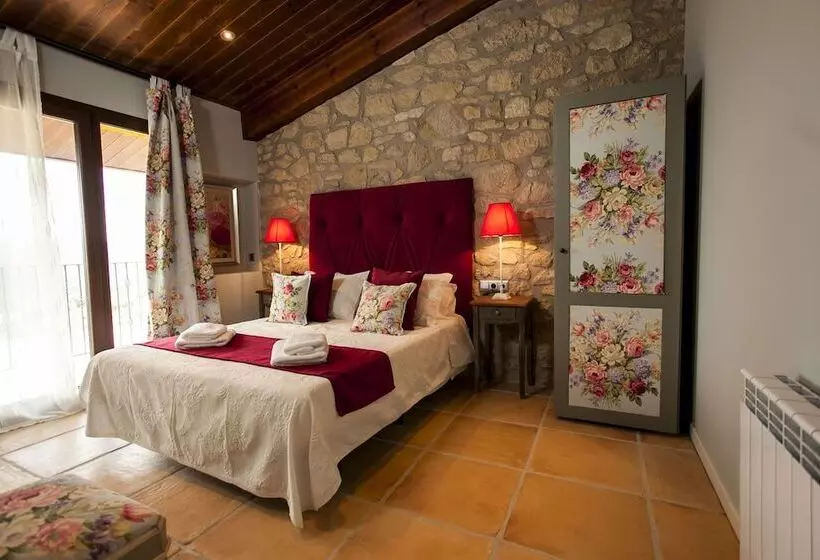 Casa Tapioles