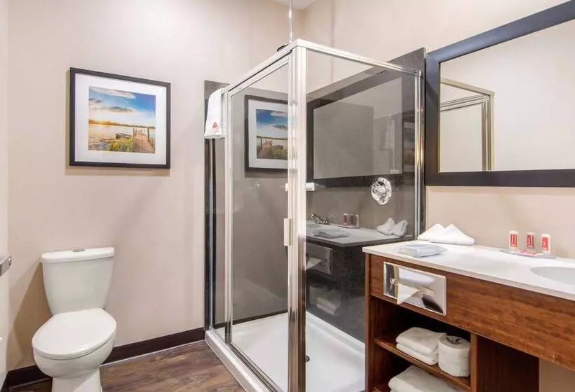 Hotelli Econo Lodge