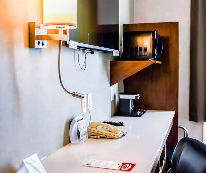 Hotelli Econo Lodge