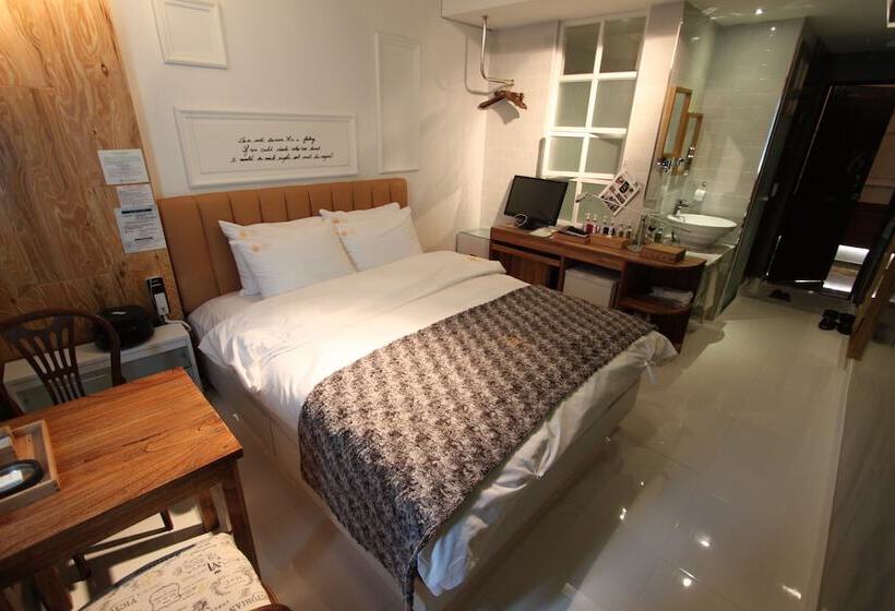 February Hotel Apsan