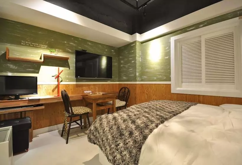 February Hotel Apsan