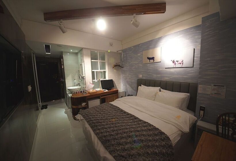 February Hotel Apsan