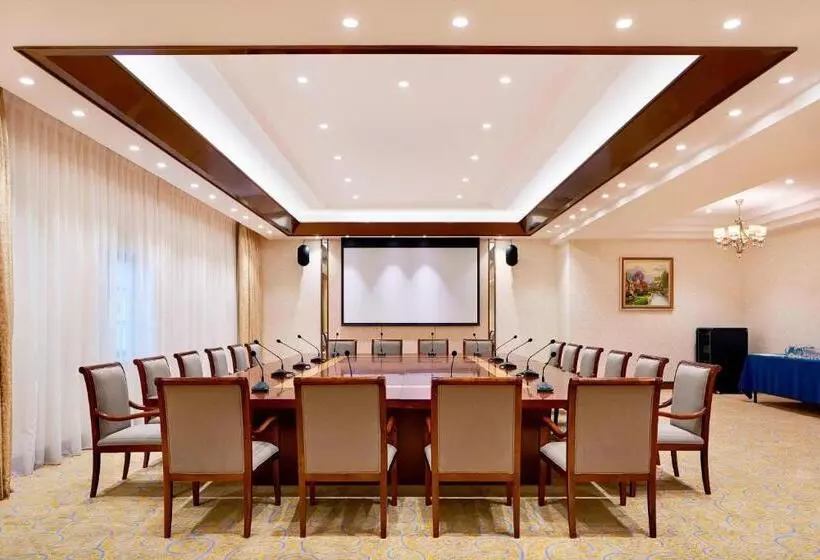 ホテル Four Points By Sheraton Heyuan Resort