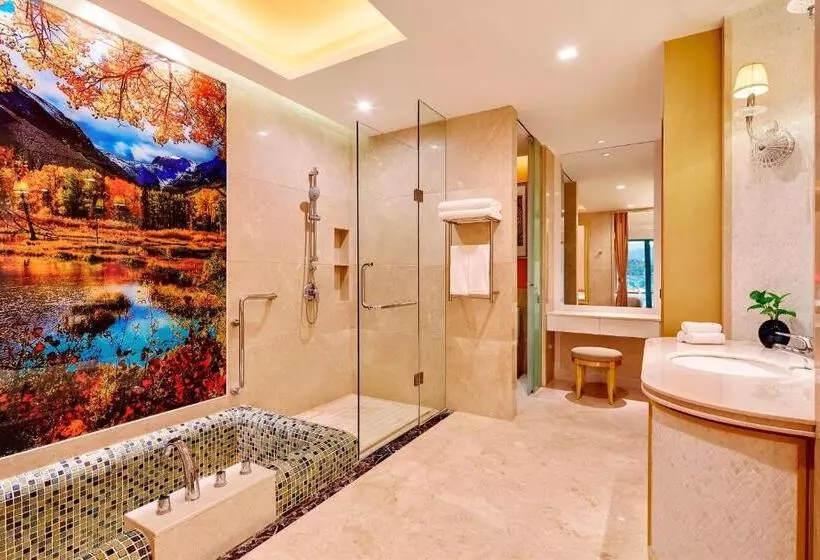 ホテル Four Points By Sheraton Heyuan Resort