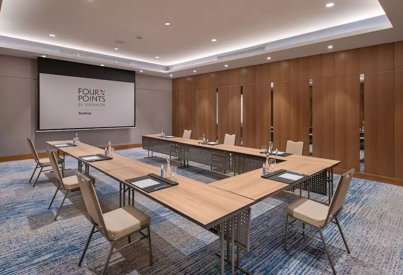 Hotelli Four Points By Sheraton Surabaya, Tunjungan Plaza