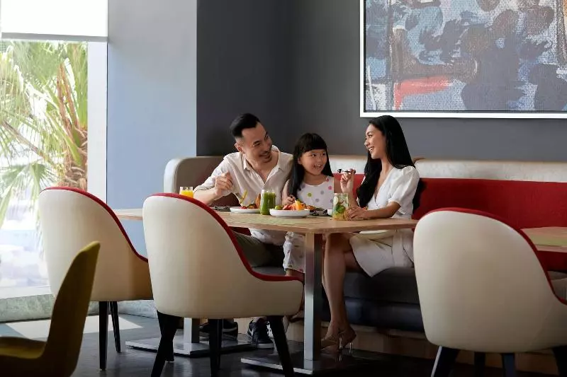 Hotelli Four Points By Sheraton Surabaya, Tunjungan Plaza
