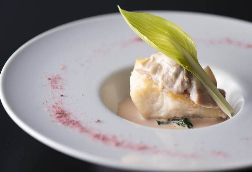 فندق Satoyama Auberge & Hot Spring Wellness Spa Sakuragaike Kurgarden