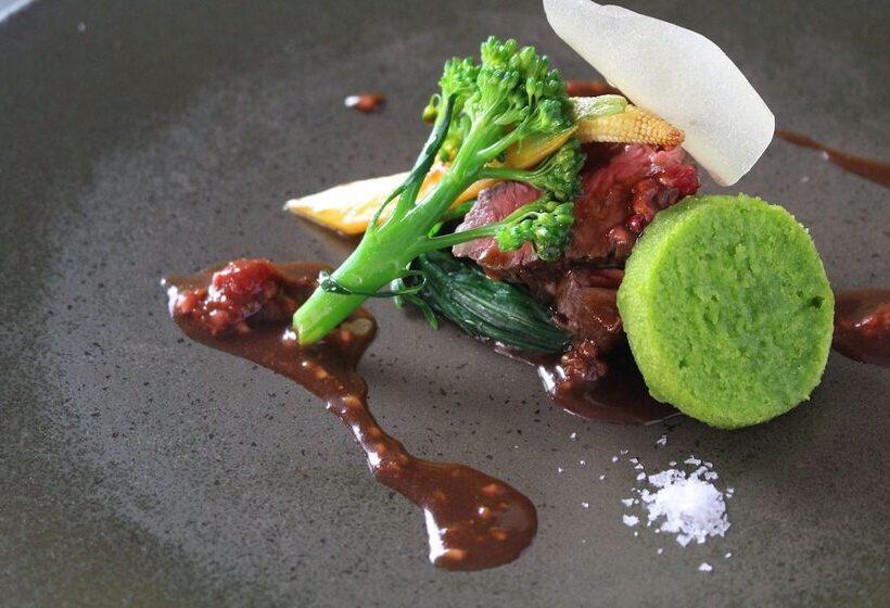 فندق Satoyama Auberge & Hot Spring Wellness Spa Sakuragaike Kurgarden