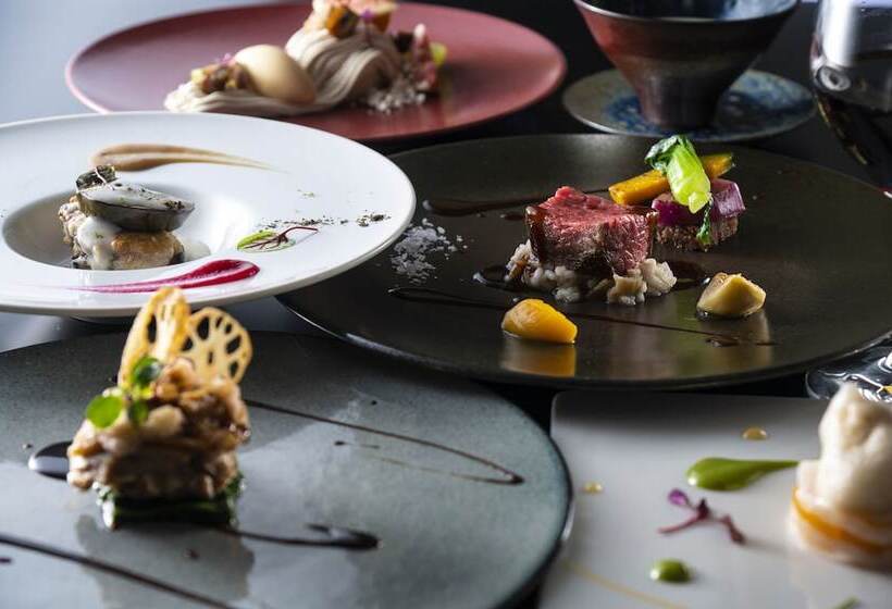 فندق Satoyama Auberge & Hot Spring Wellness Spa Sakuragaike Kurgarden