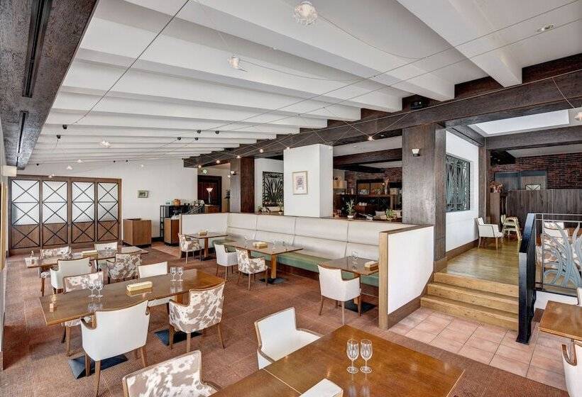 فندق Satoyama Auberge & Hot Spring Wellness Spa Sakuragaike Kurgarden