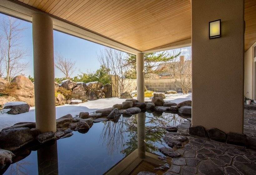 فندق Satoyama Auberge & Hot Spring Wellness Spa Sakuragaike Kurgarden