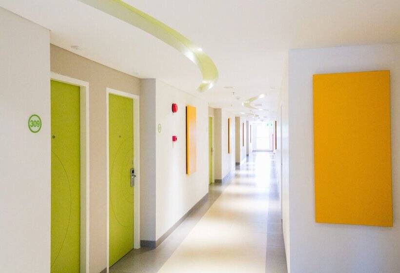 Zest Legian By Swiss Belhotel International