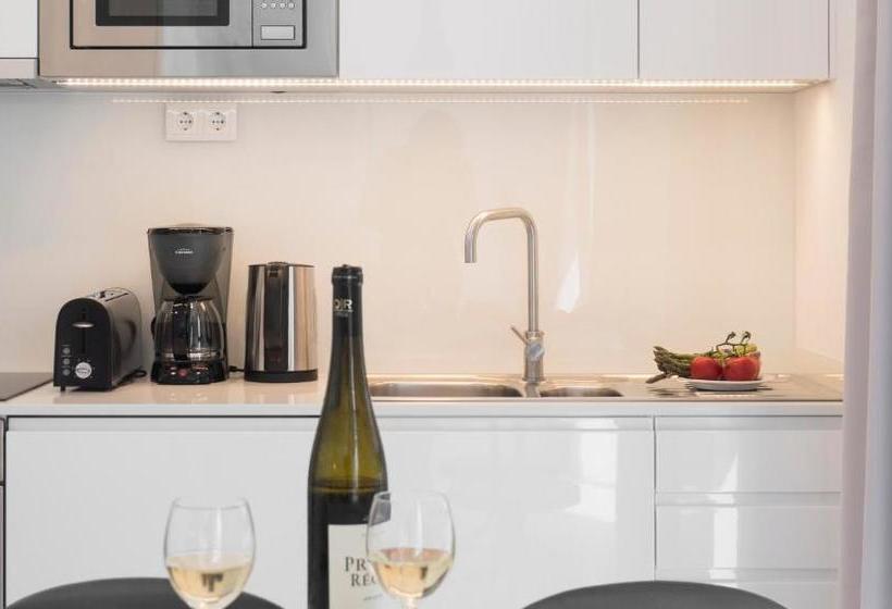 Lisbon Serviced Apartments   Parque