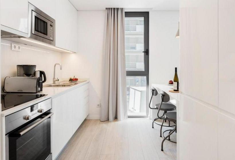 Lisbon Serviced Apartments   Parque
