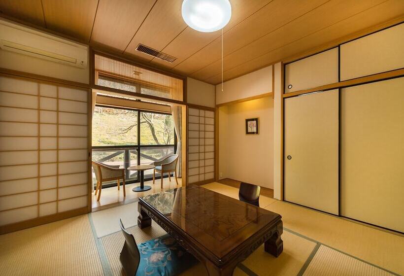 료칸 Gokurakuji Onsen Arcadia Village