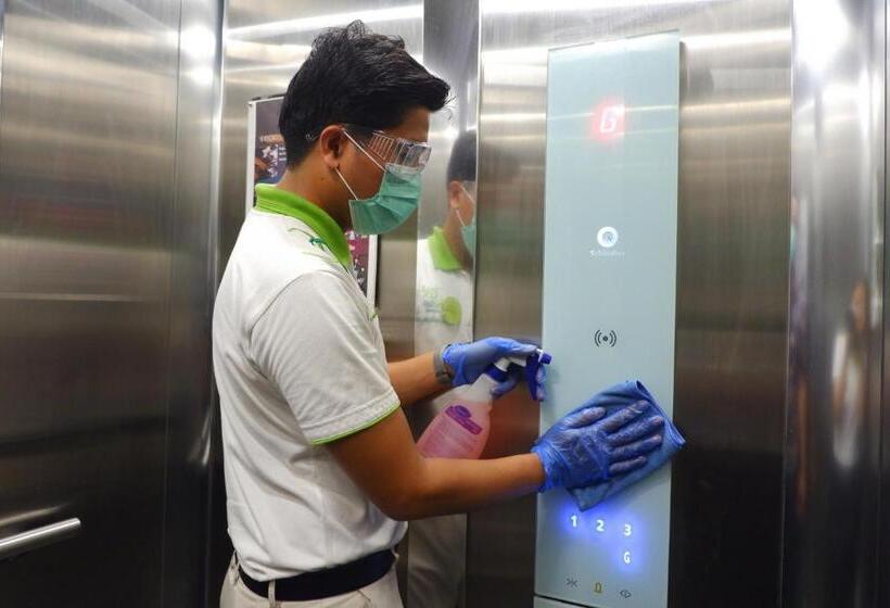 Zest Legian By Swiss Belhotel International