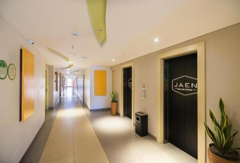 Zest Legian By Swiss Belhotel International