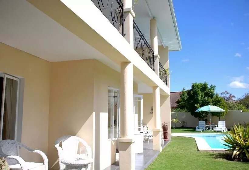 ベッドアンドブレックファースト Mandalay Guest House Plettenberg Bay