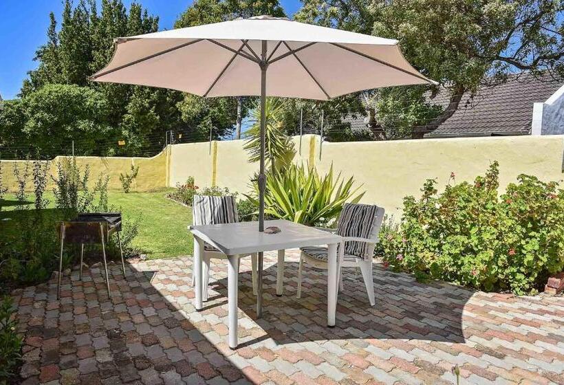 مبيت وإفطار Mandalay Guest House Plettenberg Bay