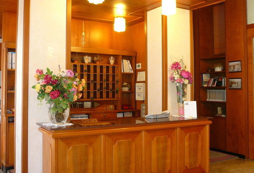 Отель Albergo Ariston