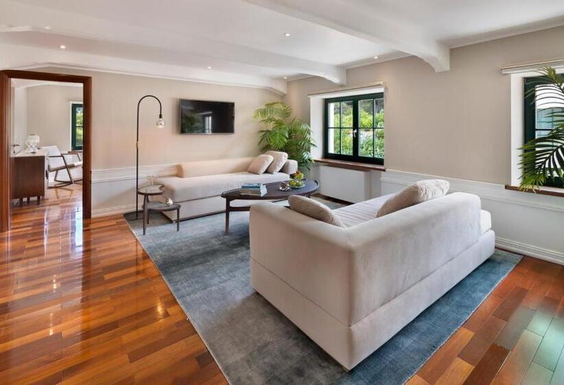 فندق Brown Beach House & Spa