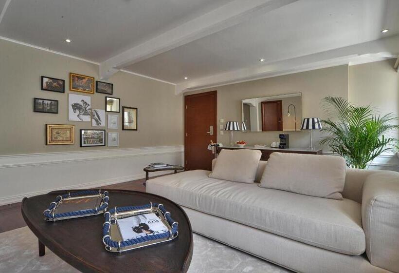 فندق Brown Beach House & Spa