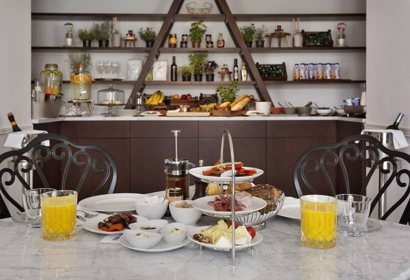 فندق Brown Beach House & Spa