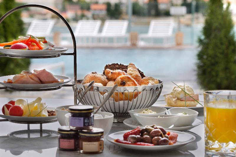 فندق Brown Beach House & Spa