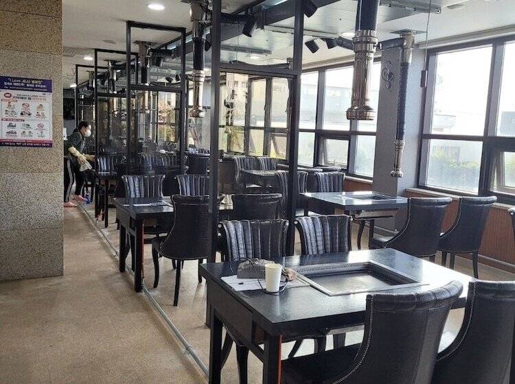 Hotel The Stay Century