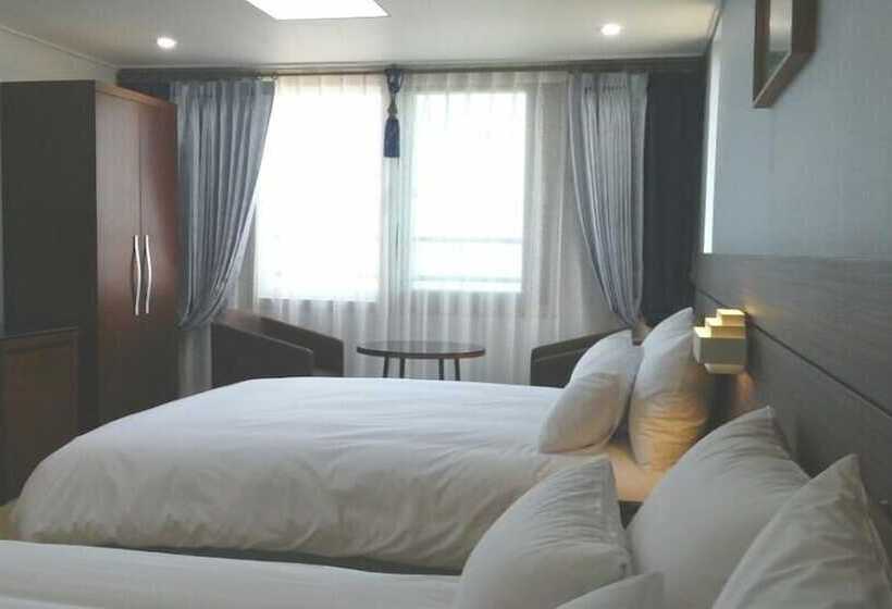 Hotel The Stay Century