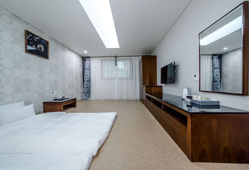 Hotel The Stay Century