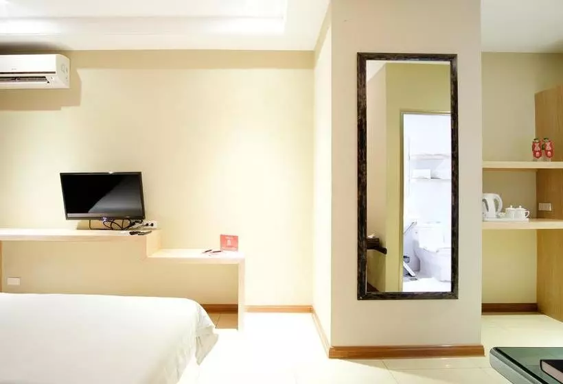 ホテル Zen Premium Dela Chambre  Manila