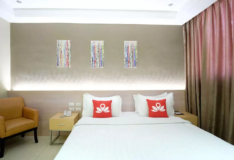 ホテル Zen Premium Dela Chambre  Manila