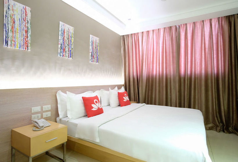 בית מלון כפרי Zen Premium Dela Chambre  Manila